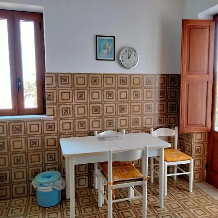 Apartment Casa Canneto A Canneto Affitti Brevi Italia *